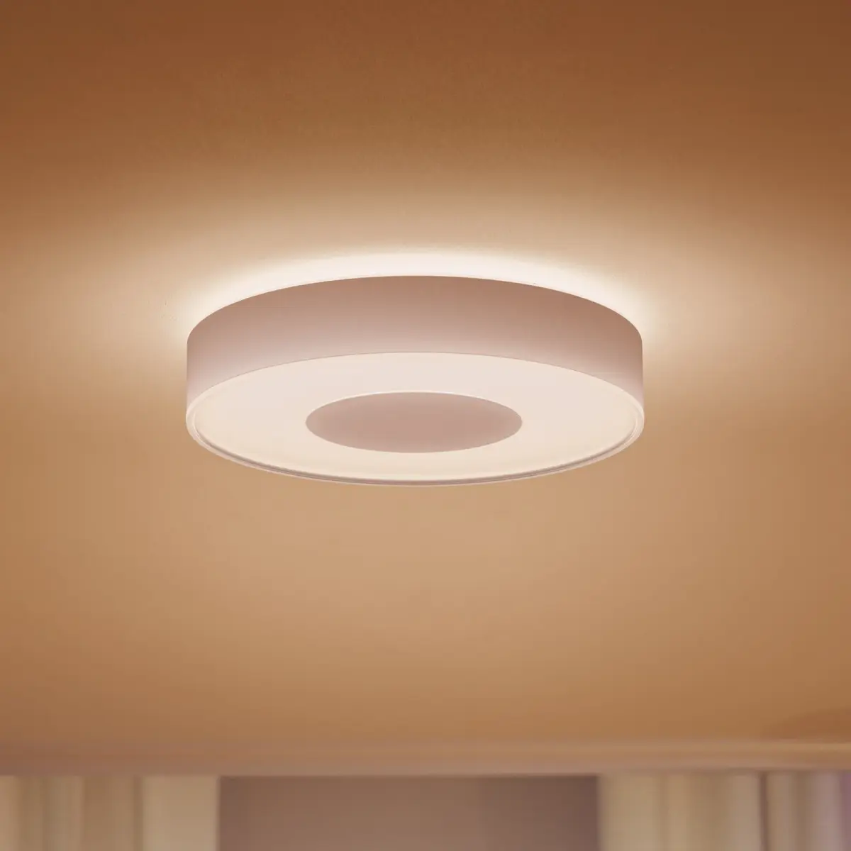 Philips Hue Infuse LED-taklampe, dimbar, 38,1 cm, hvit
