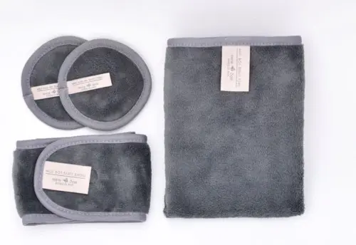 Amelie Soie Beauty Towel Collection