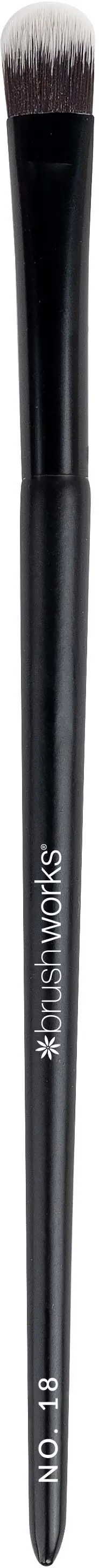 Brushworks No. 18 Flat Eye Brush
