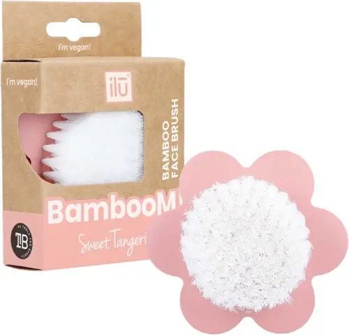 ilū Bamboom! Face Brush Sweet Tangerine