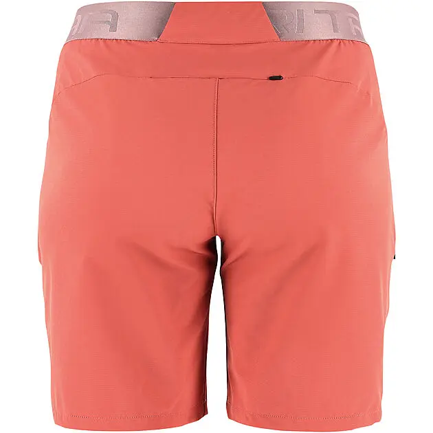 KARI TRAA SANNE OUTDOOR SHORTS 8IN CEDAR Dame
