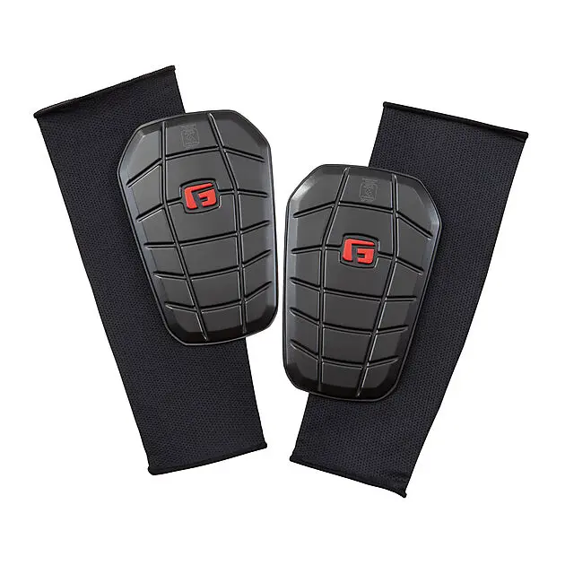 G-FORM Shin guards Pro-S Blade sort Unisex | Sport1.no