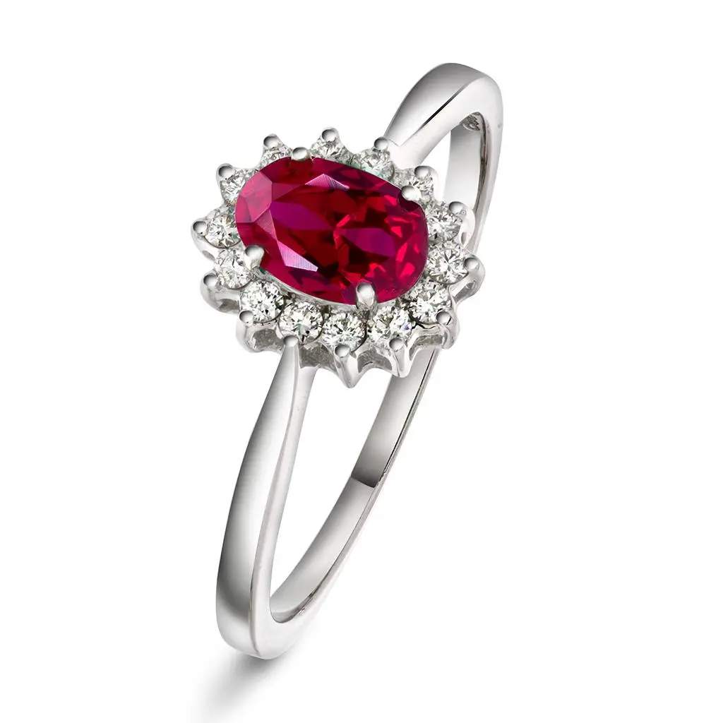 Diamantring i 585 hvitt gull 0,14 ct med rubin