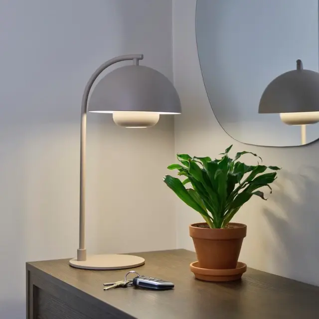 Myla LED oppladbar bordlampe 45cm beige