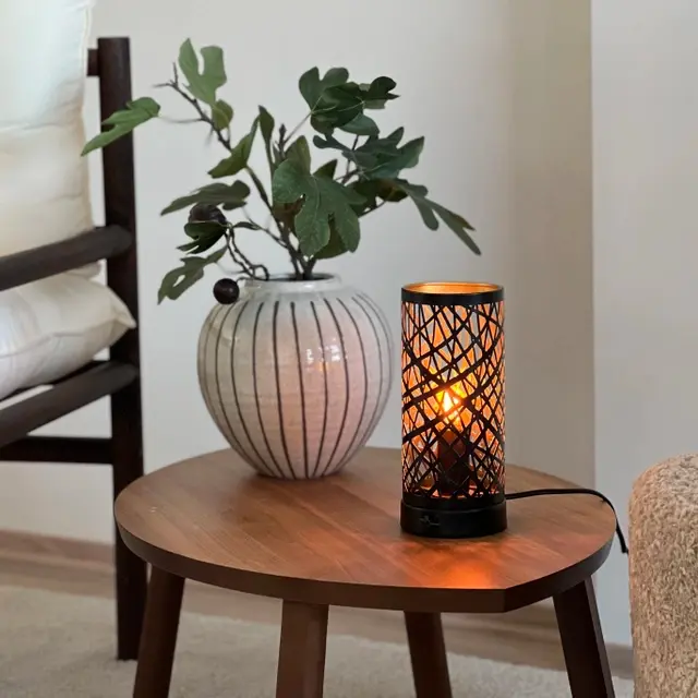 Esmeralda bordlampe 20cm sort