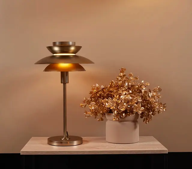 Embla bordlampe messing