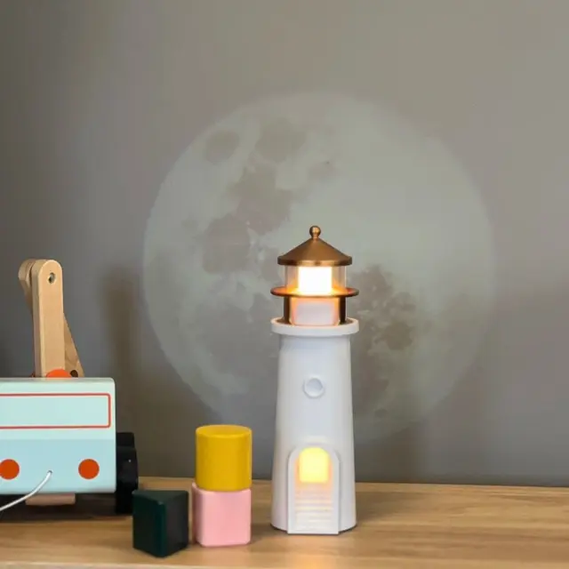 Fyrtårn prosjektor LED oppladbar bordlampe 24cm hvit