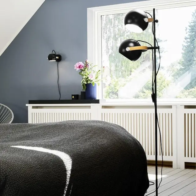 D.C gulvlampe 2lys 150cm sort