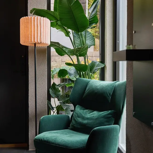 Fleur gulvlampe 160cm sort