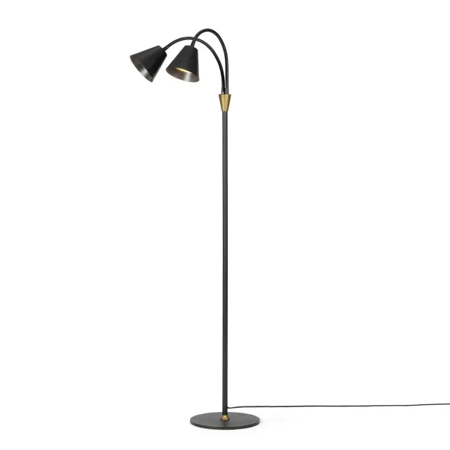 Hygge gulvlampe 2lys 135cm sort