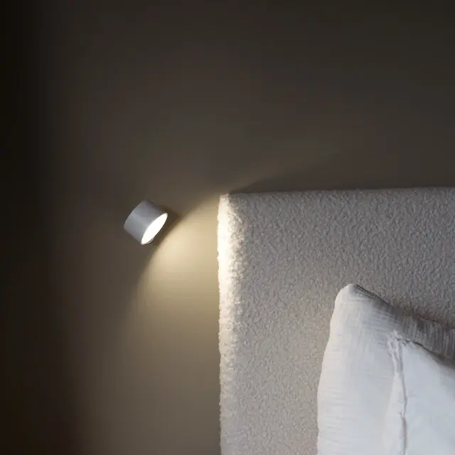 Frida LED oppladbar leselampe vegg 7,5cm hvit