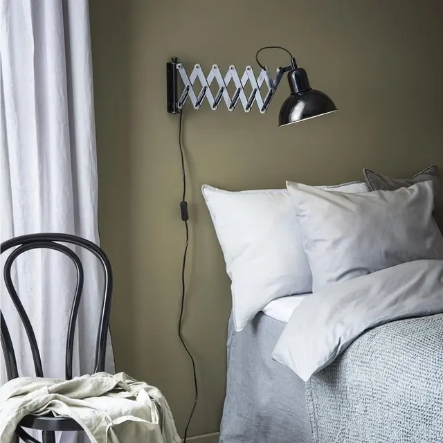 Riggs vegglampe 18,5cm sort