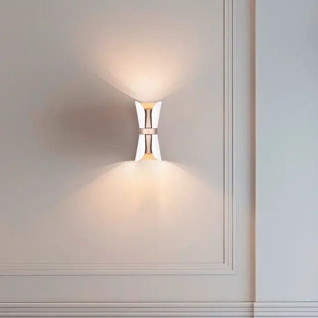 Coat vegglampe 21cm hvit