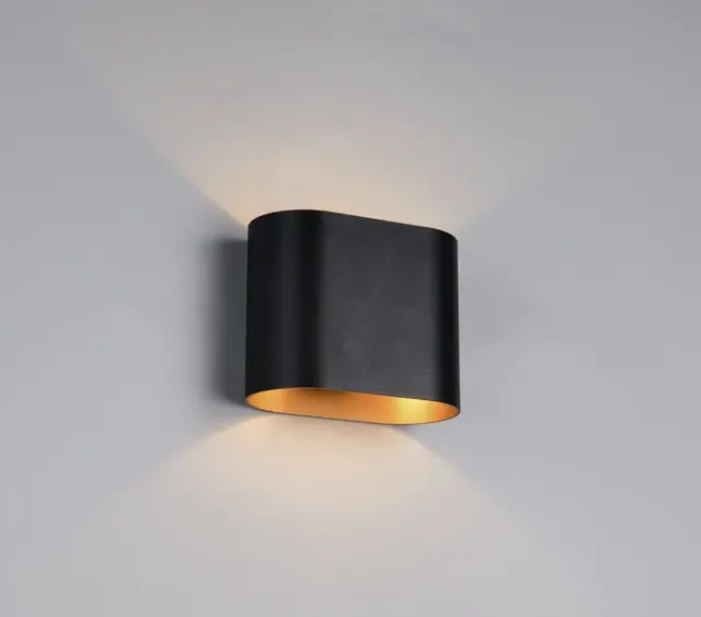 Alani vegglampe 12cm sort