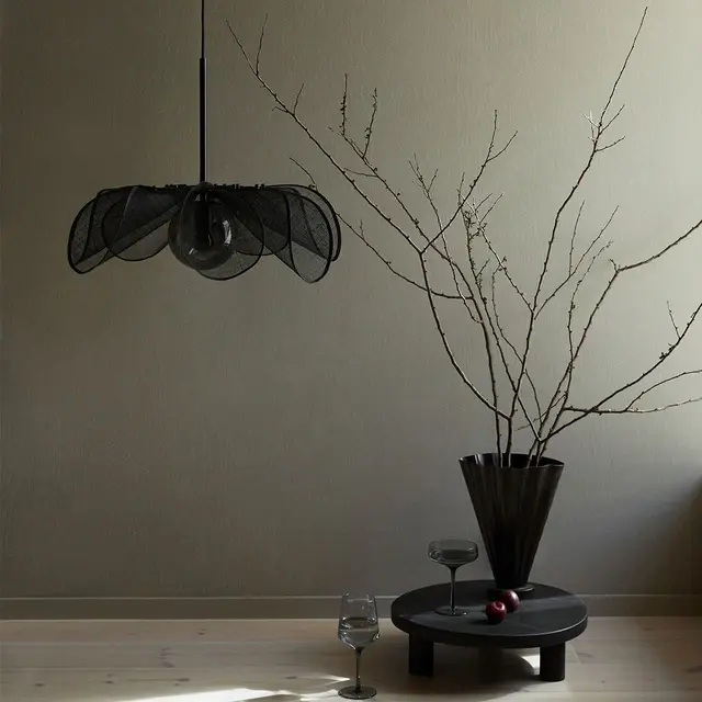 Styrka taklampe 63cm sort