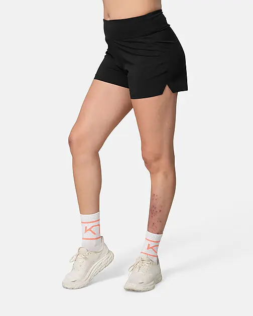 KARI TRAA AVA SHORTS BLACK Dame