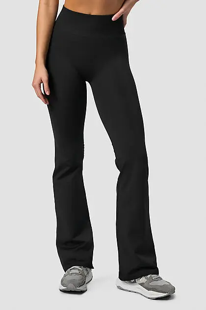ICANIWILL Define Seamless Flared Tights W Black Dame | Intersport.no