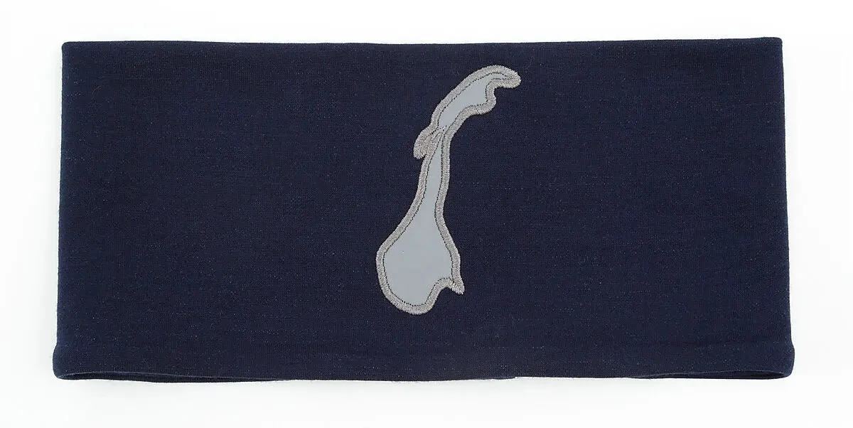 WOOLLAND Hammerfest Wool pannebånd Blue Ink Barn
