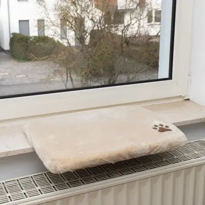 Vinduskarmseng Plüschi