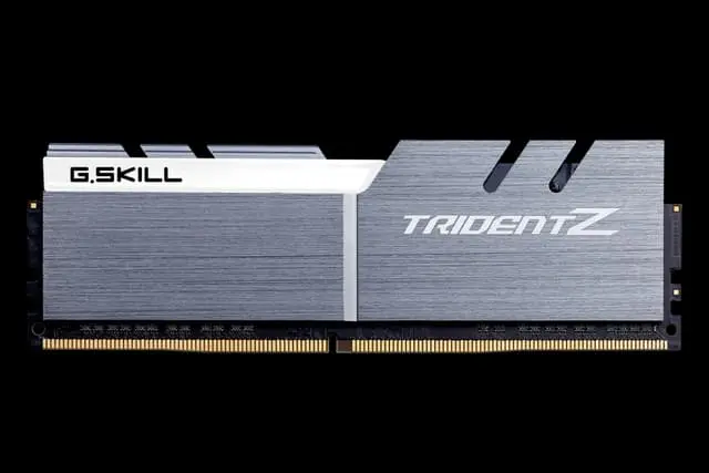 G.Skill F4-3200C16Q-64GTZSW minnemodul 64 GB 4 x 16 GB DDR4 3200 MHz
