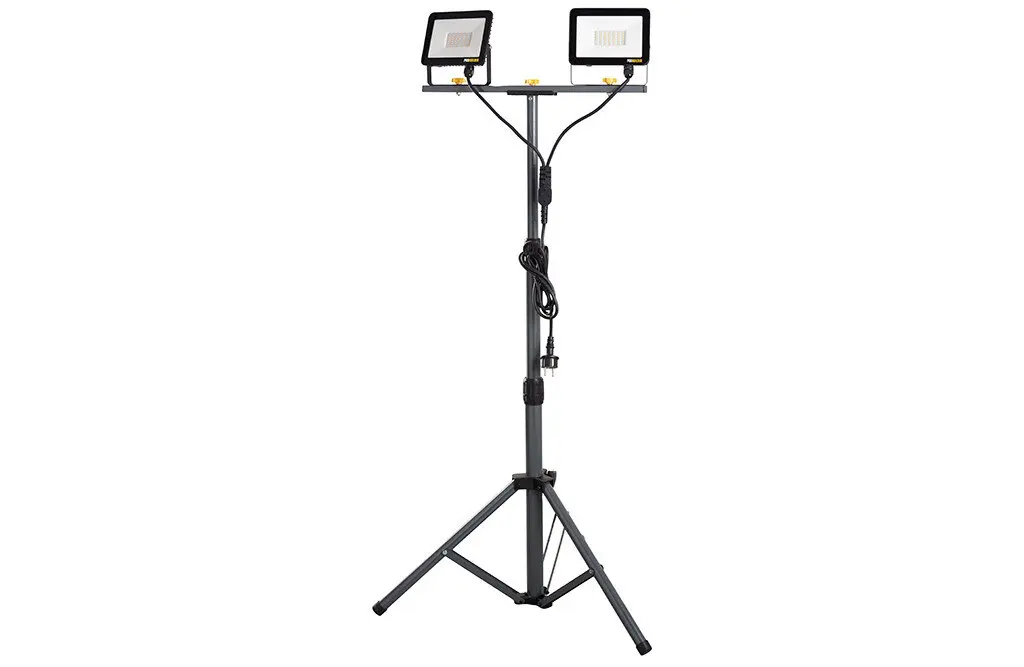 LED-lampe m/teleskopholder 2x30 W