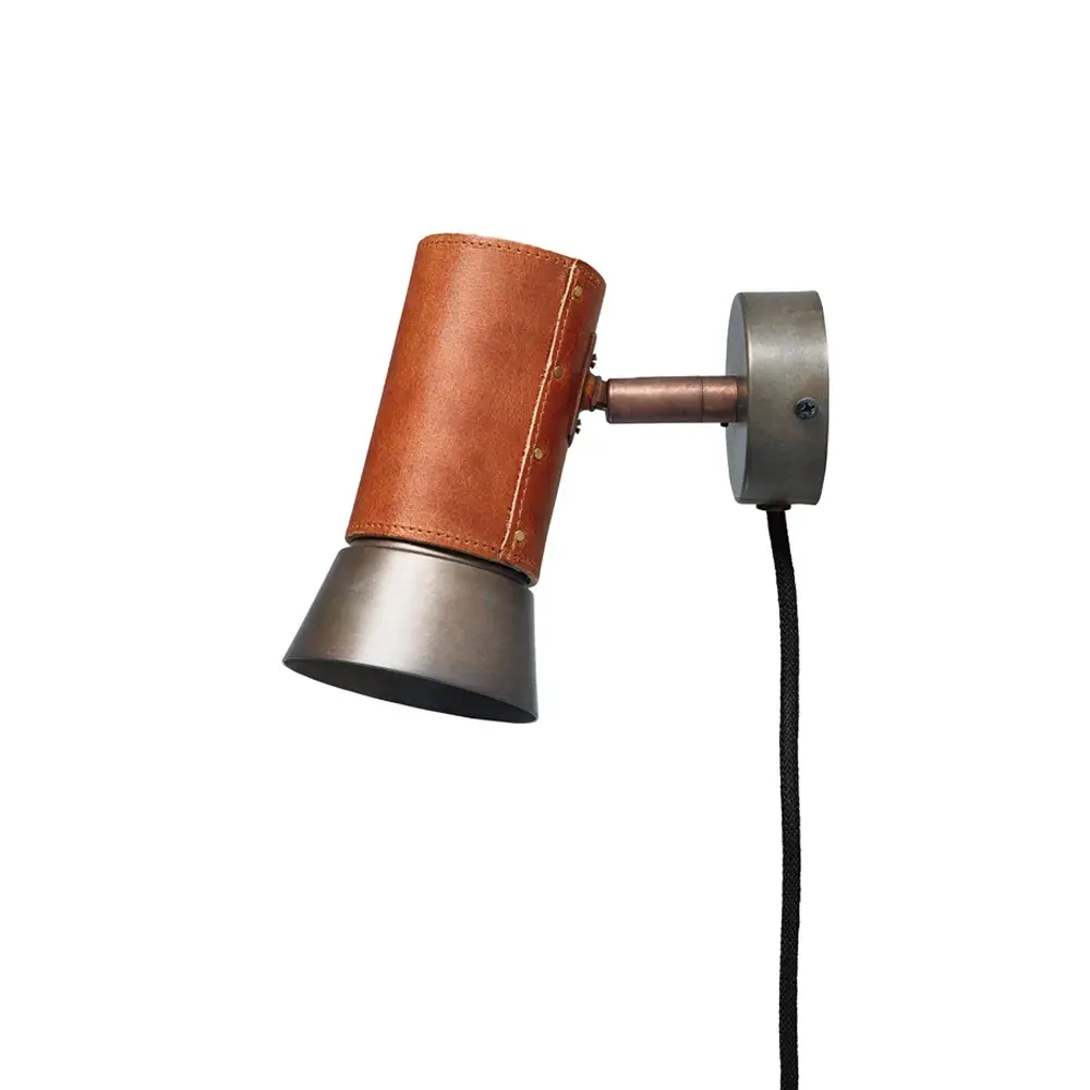 Kusk vegglampe, jernoksid/brunt skinn