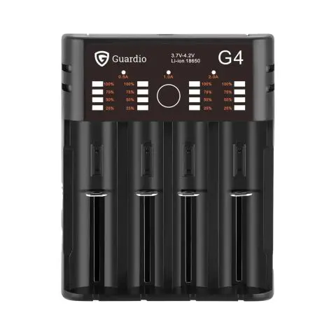 Guardio 1001659001001 Batterilader med 4 stk. batterier