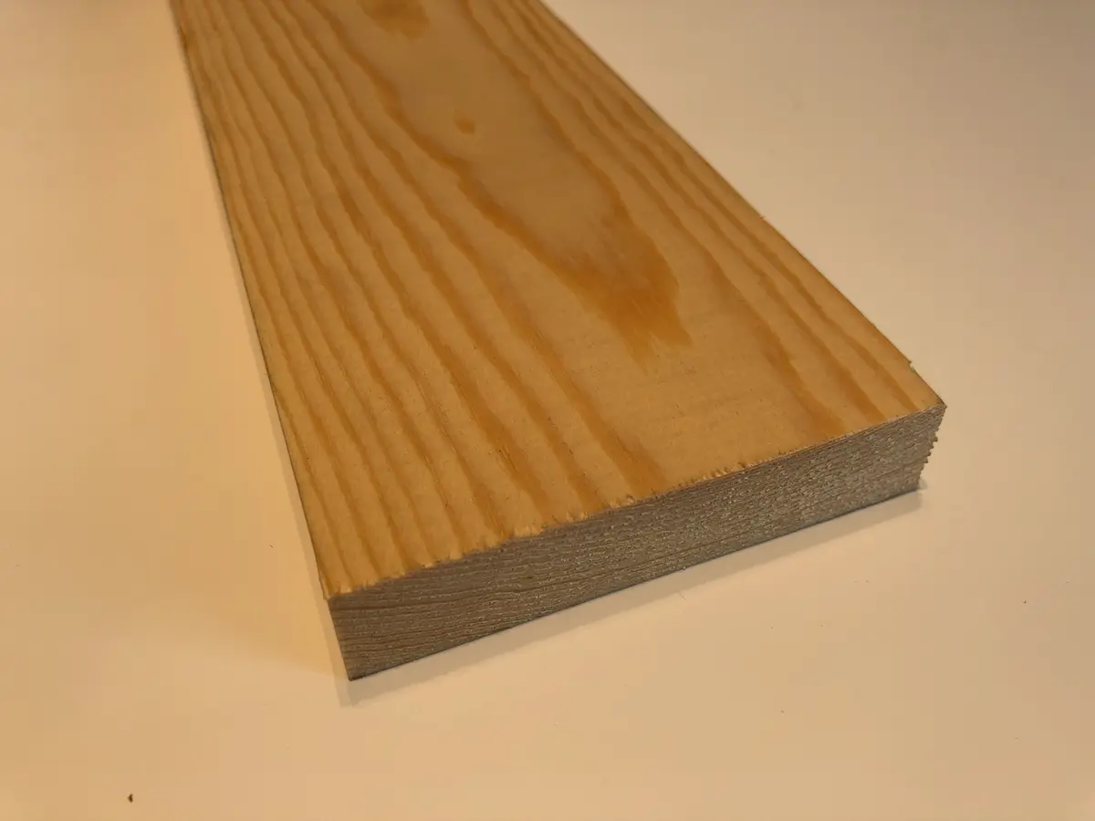 Furu 21x095 Glattkant Sløyd