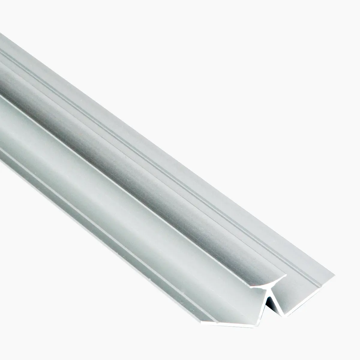 Hjørneprofil Innv 135gr Alu 2400