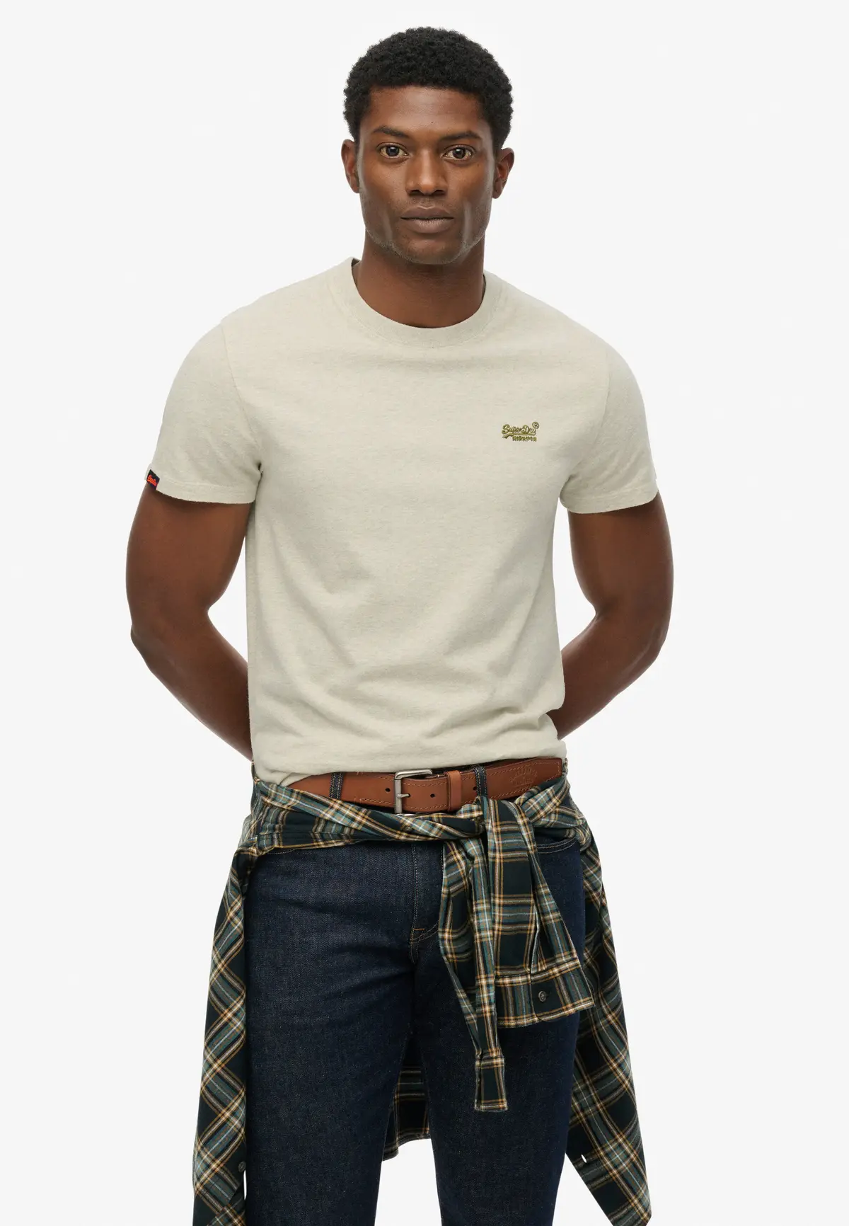 ESSENTIAL LOGO EMB TEE