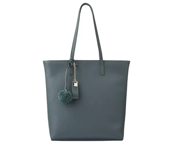 Juliana shopper