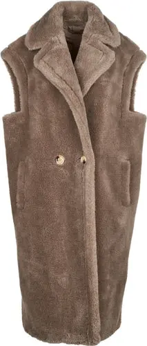Courtney vest