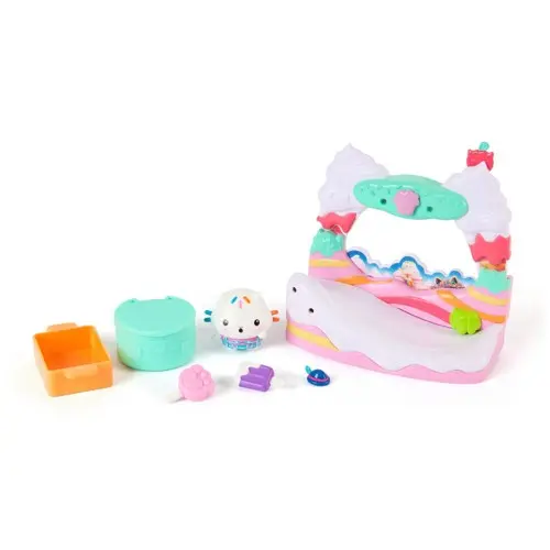Gabby's Movie Balcony - Furrosted Fun (6074162)