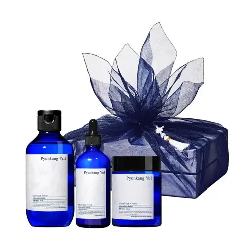 Pyunkang Yul - Basic Line Gift Set - Essence Toner 200 ml + Moisture Serum 100 ml + Nutrition Cream ml