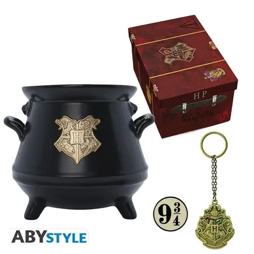 Harry Potter - Merchandise Box (Mug - Keychain - Suitcase)