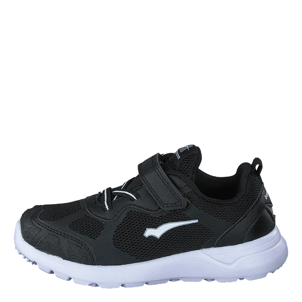Moxie Black/white