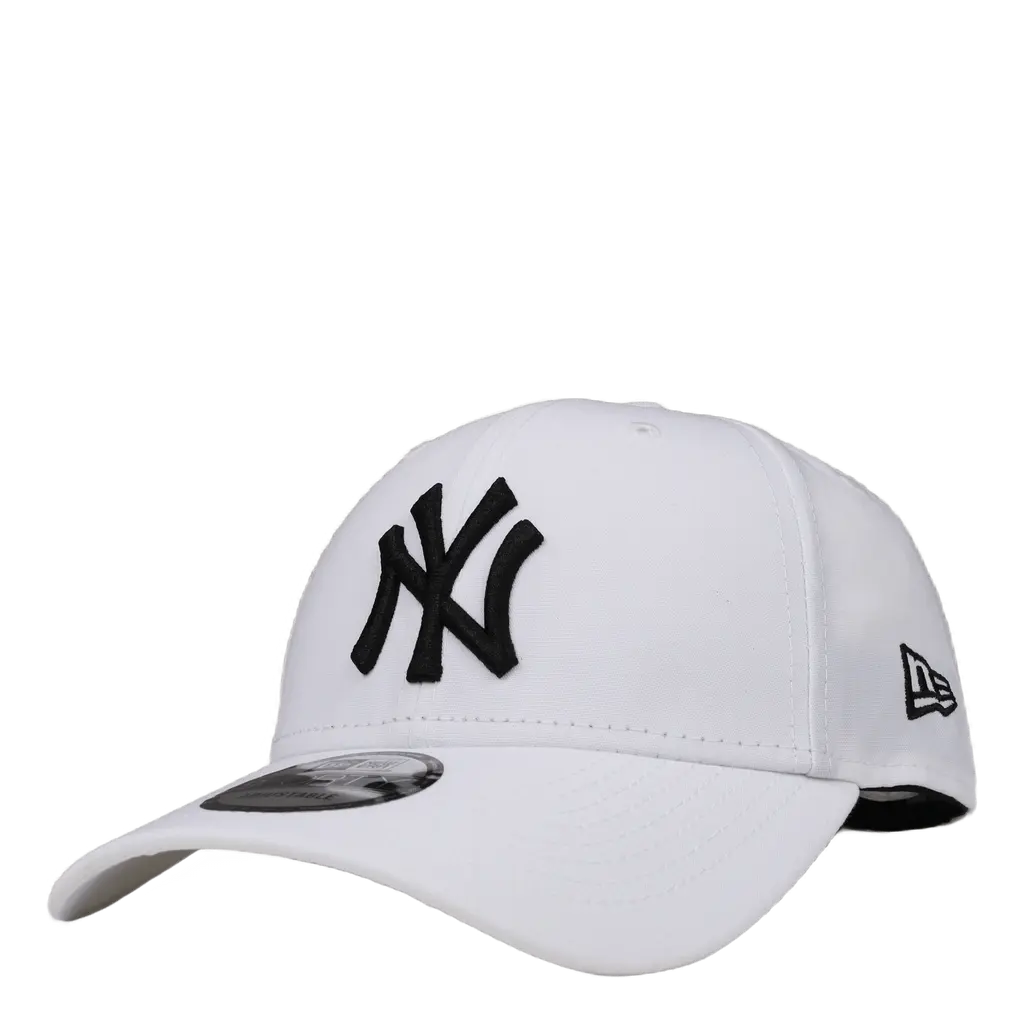 Monochrome 9forty Yankees White