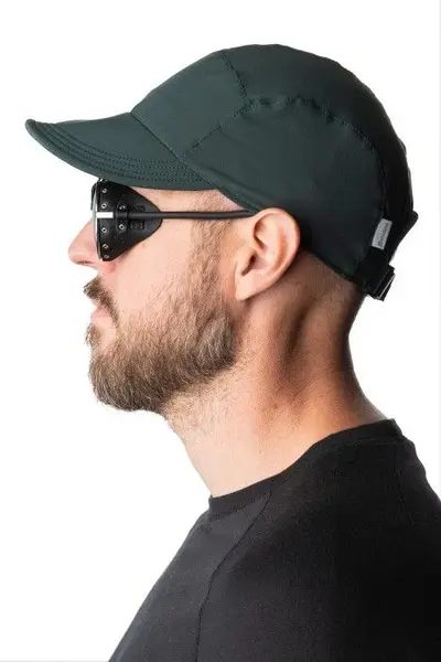 Liquid Light Cap Gust Green