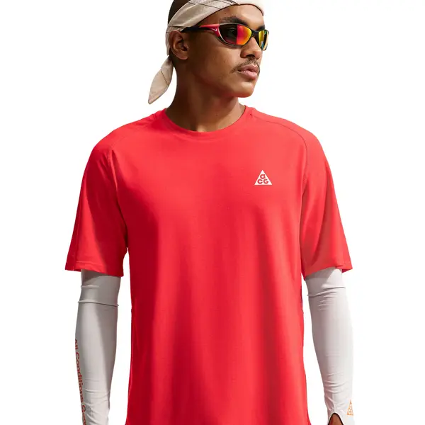 M's Acg "Solar Chase" Dri-Fit Adv Trail Running Top Lt Crimson/Lt Crimson/Summit White