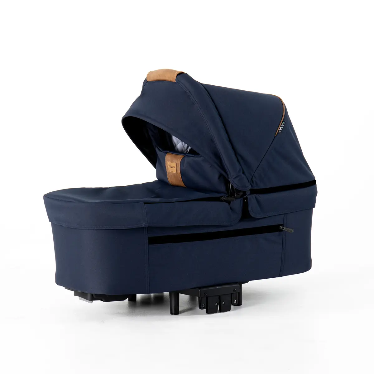 Liggedel+ Outdoor (2026), darknavy
