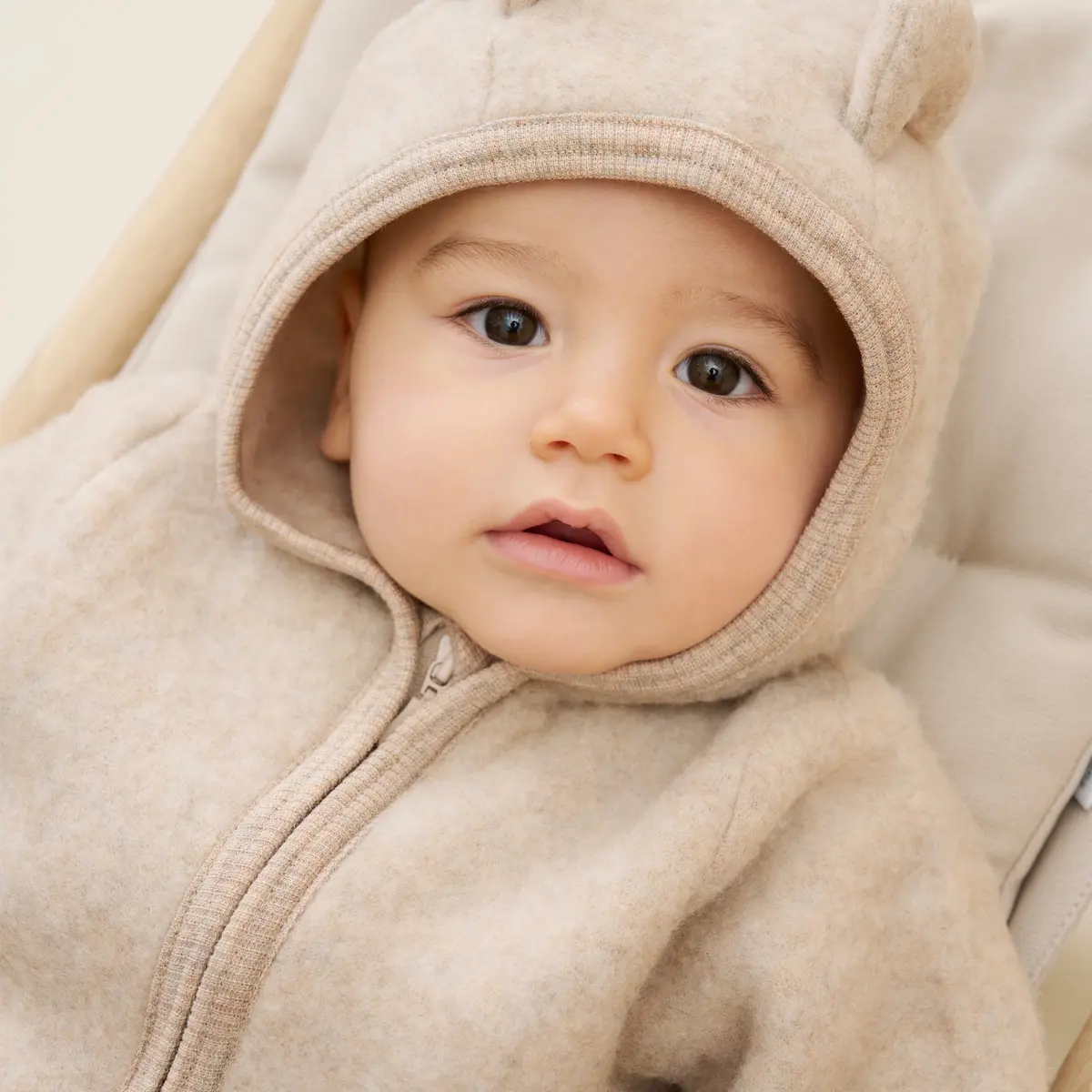HutteliHut ulldress i merinoullfleece, camelmelange
