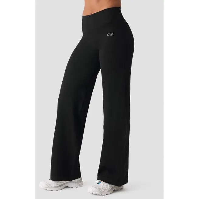Smooth Seamless Straight Pants, Black, L