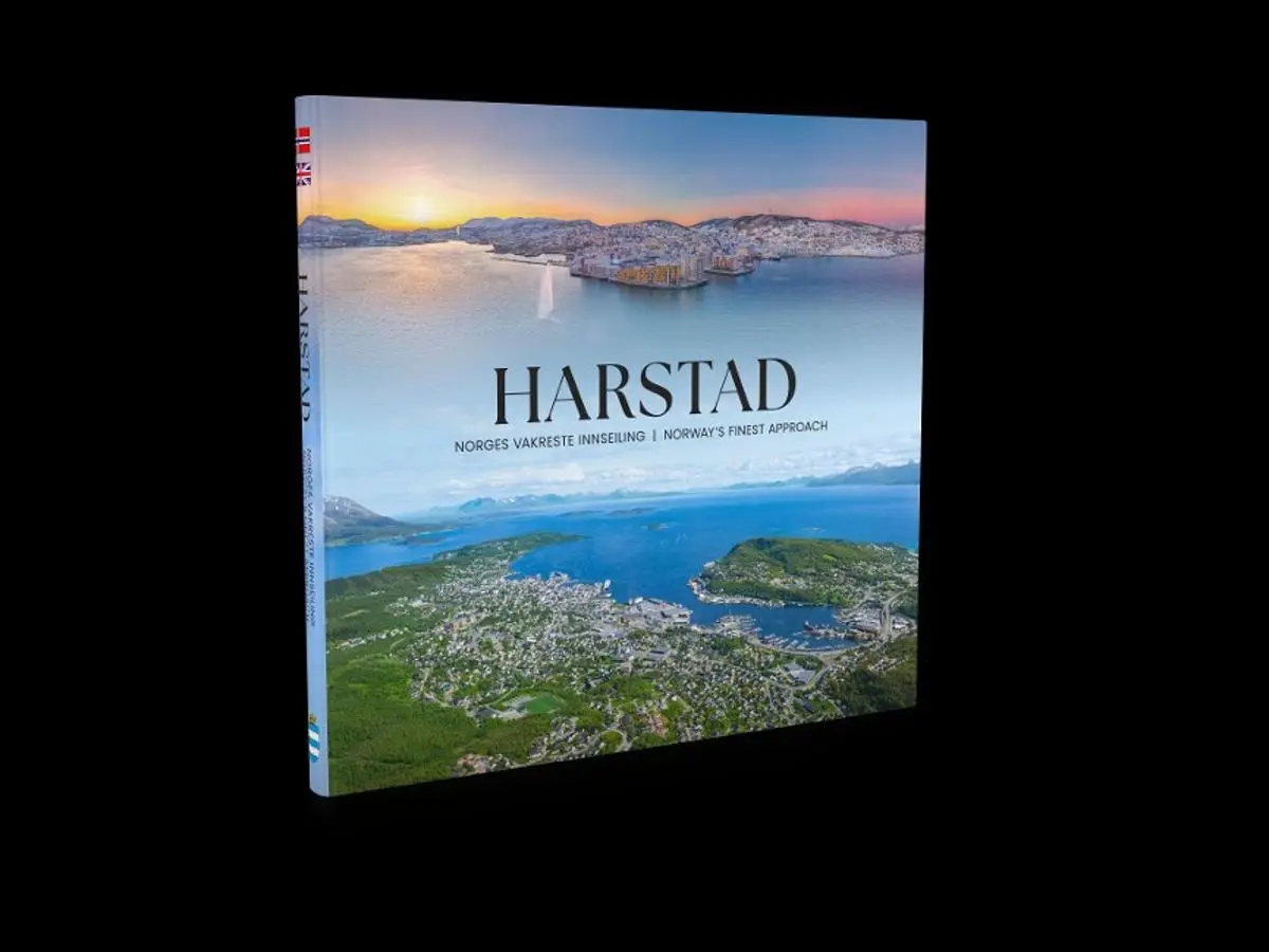 Harstad: norges vakreste innseiling = norway's finest approach