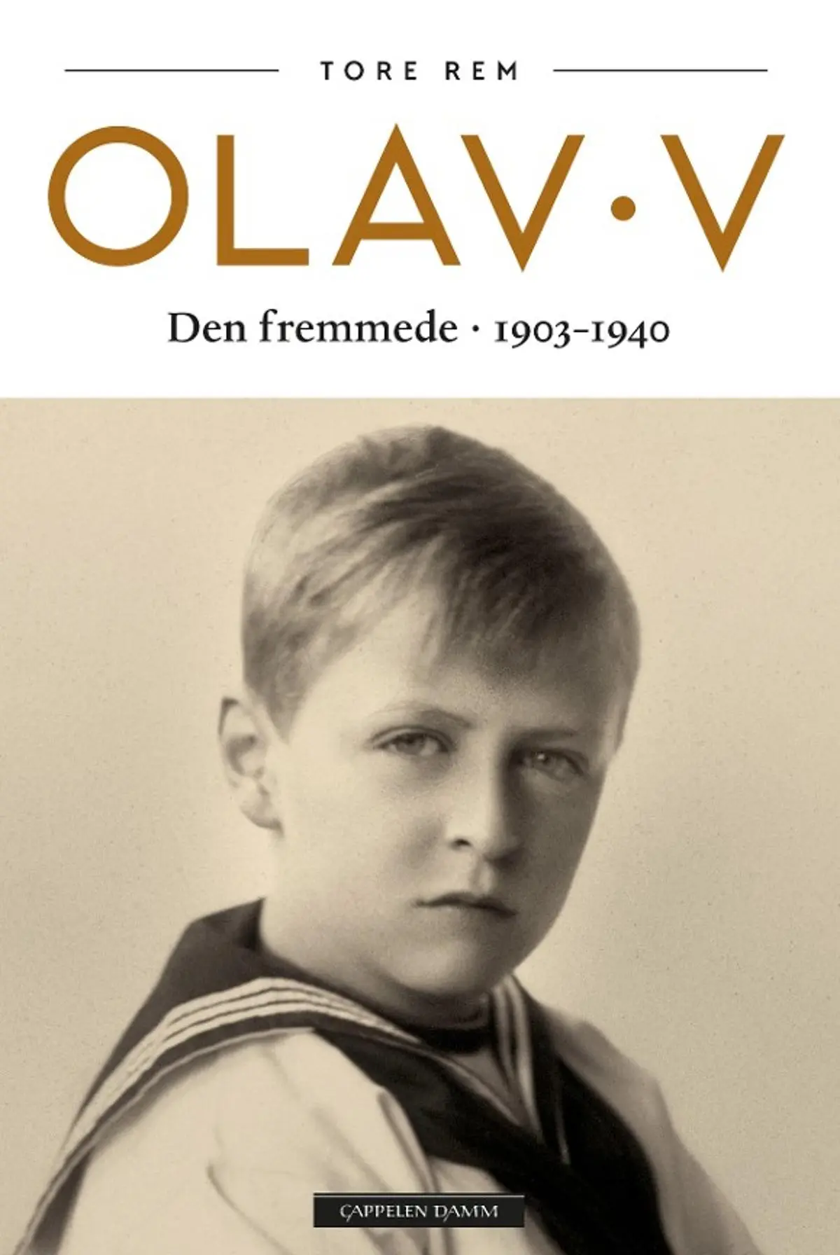 Olav V: Den fremmede : 1903-1940