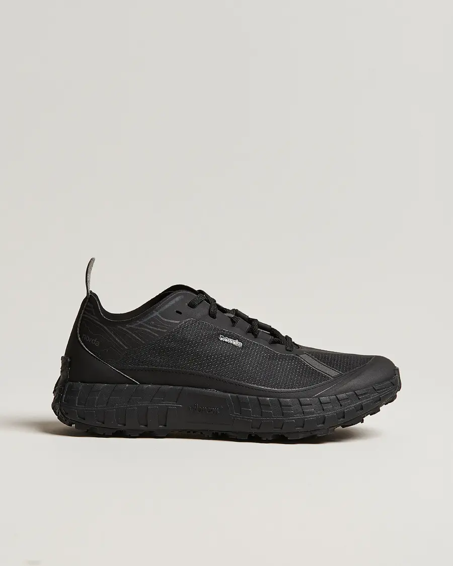 Norda 001 Running Sneakers Stealth Black