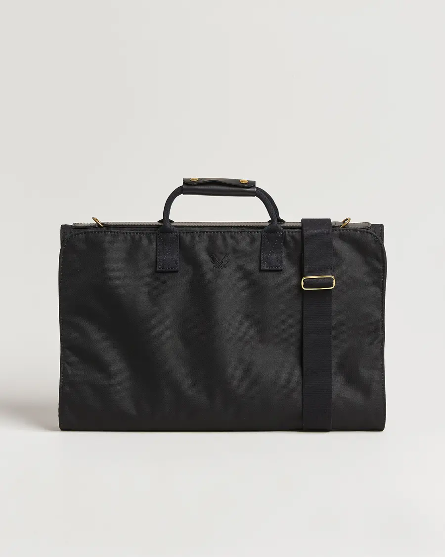 Bennett Winch Nylon Trifold Suit Carrier Black