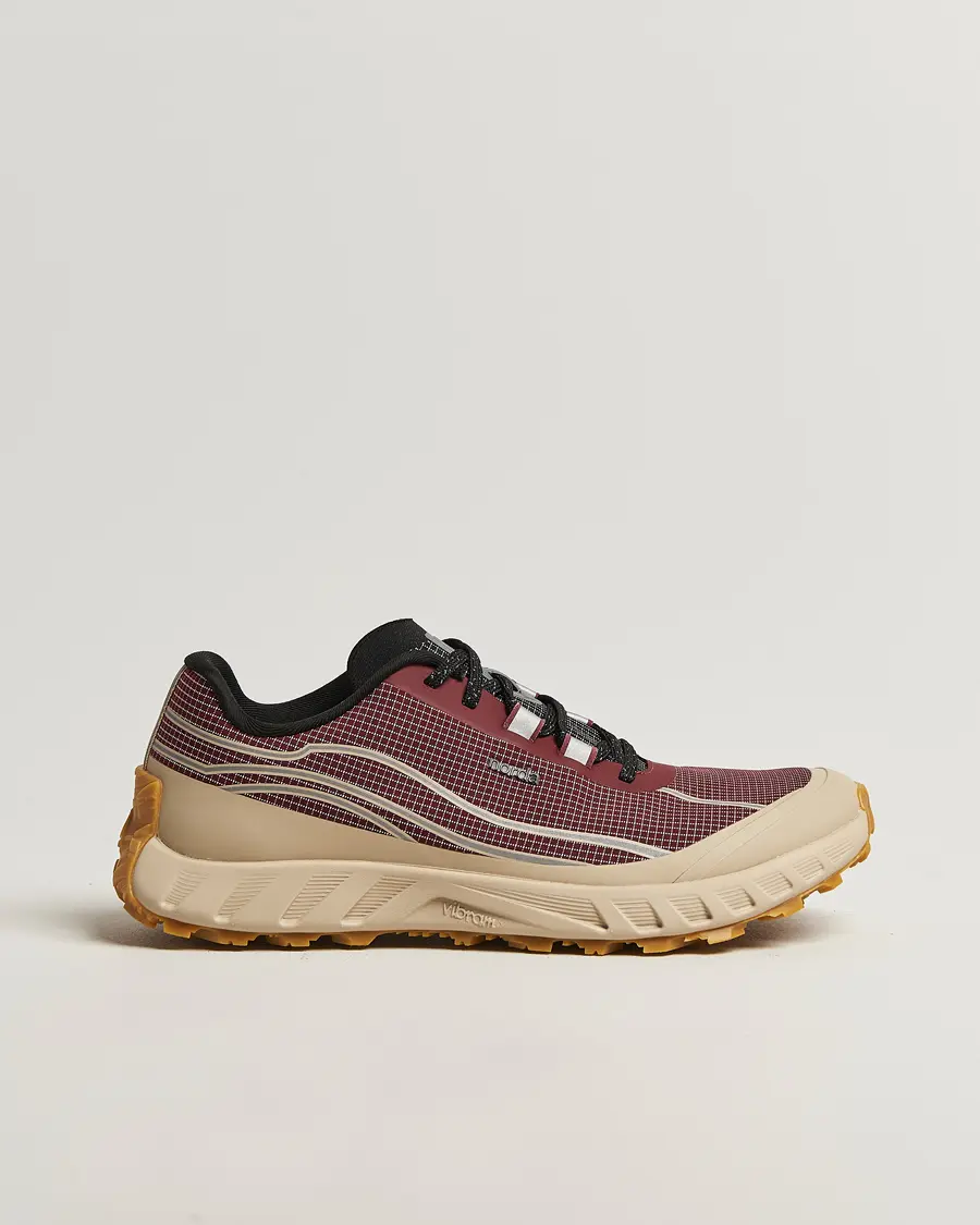 Norda 002a Running Sneakers Amaranth