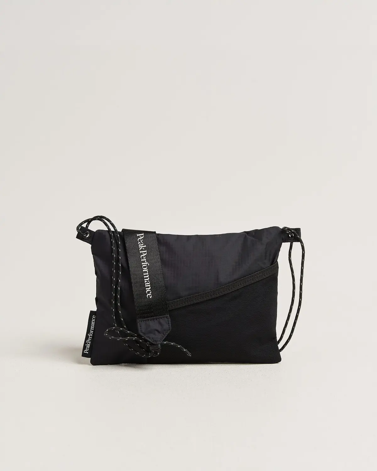 Peak Performance Accessory Bag Black