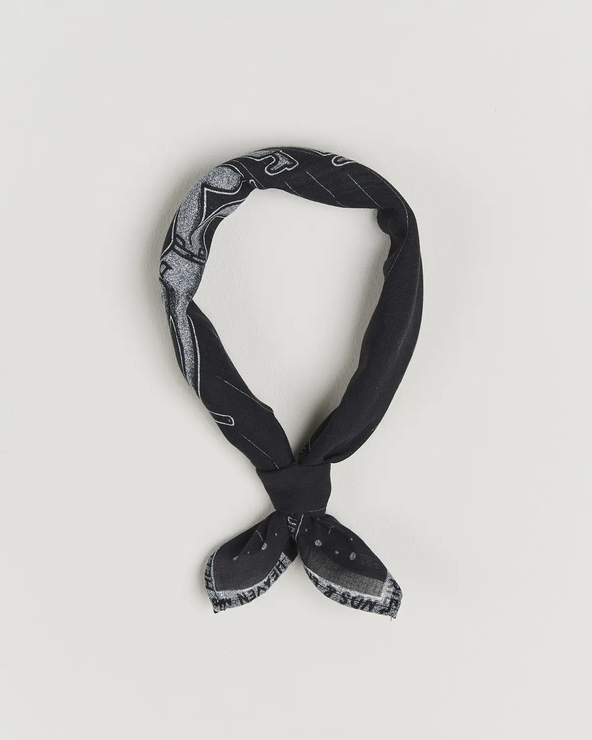 Nudie Jeans Ingrid Printed Bandana Black