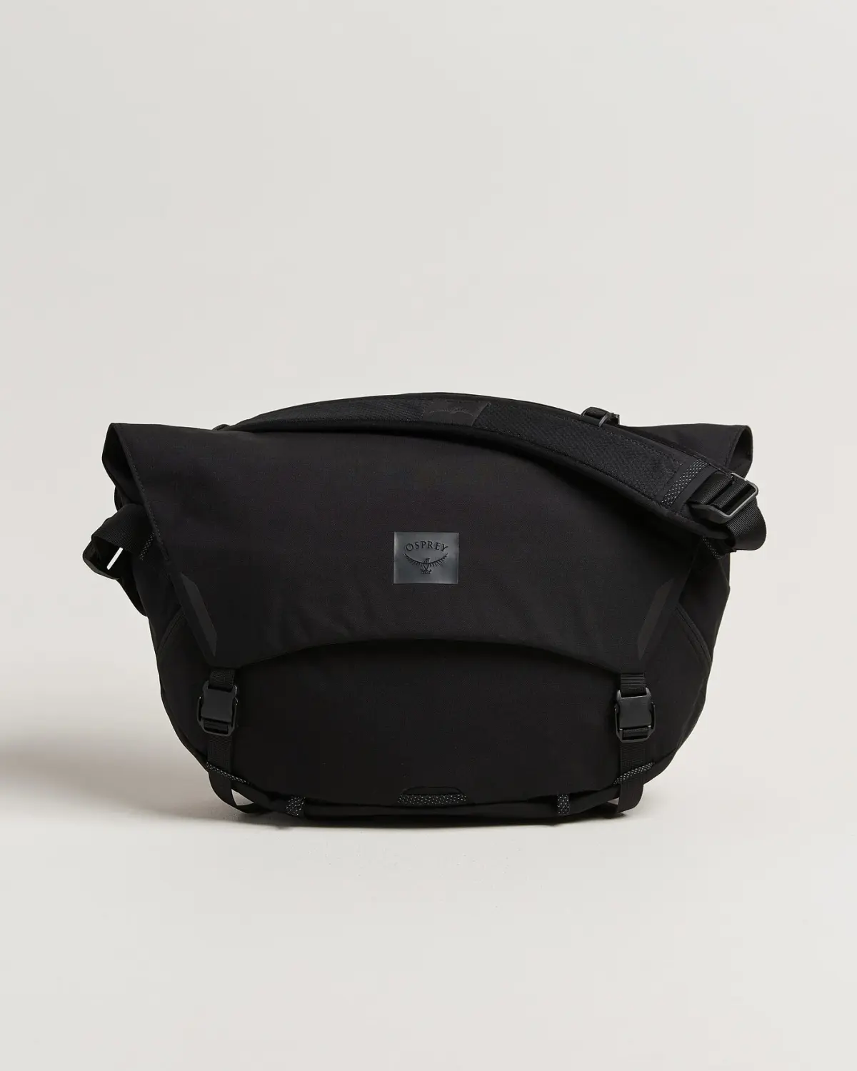 Osprey Metron Messenger 18 Black